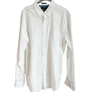 Banana Republic Men’s Slim Fit Long Sleeve Button Down Dress Shirt White Cotton